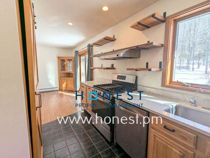 5 Manchester Ln - Photo 6 of 50