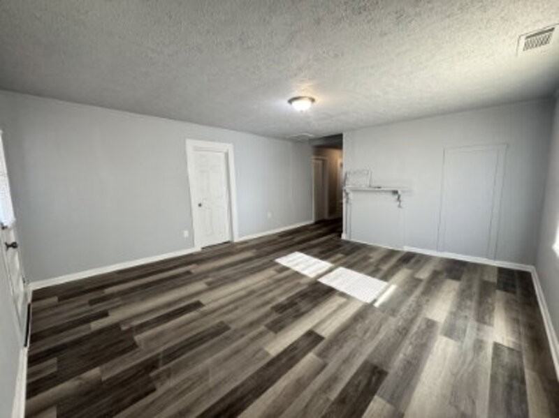 238 Samuel L Johnson Dr - Photo 6 of 13