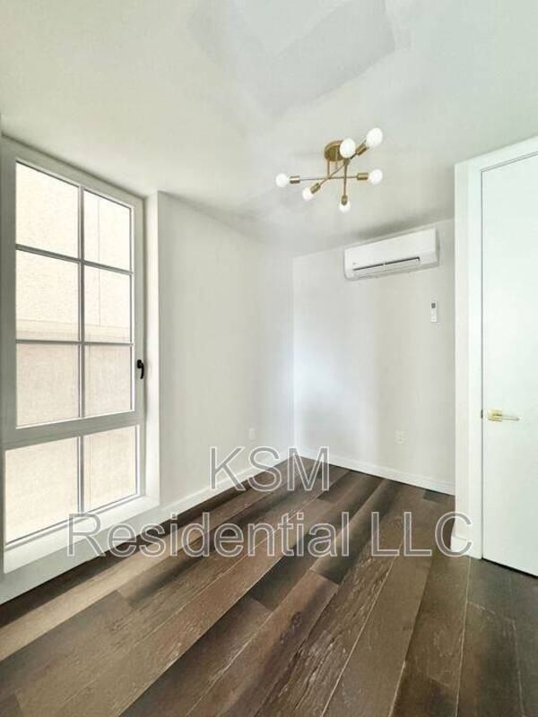 1812 Harrison Ave #5 - Photo 5 of 6