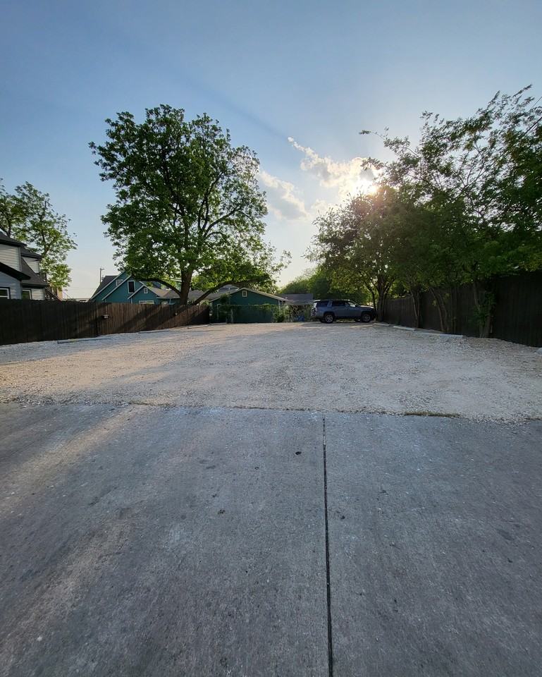 Hammond - Photo 4 of 48