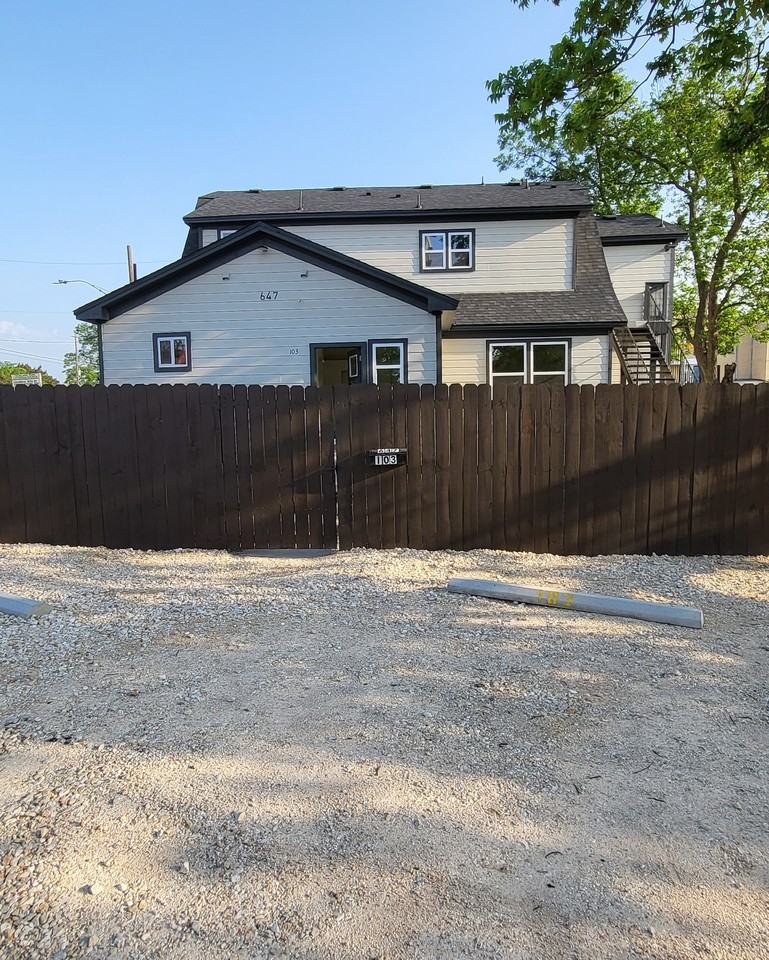 Hammond - Photo 6 of 48