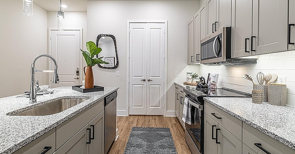 930 Ridgeview Drive #339.701 - Photo 6 of 9