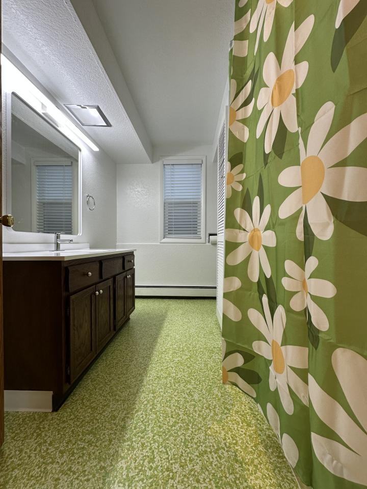 109 Custer Ave - Photo 7 of 7