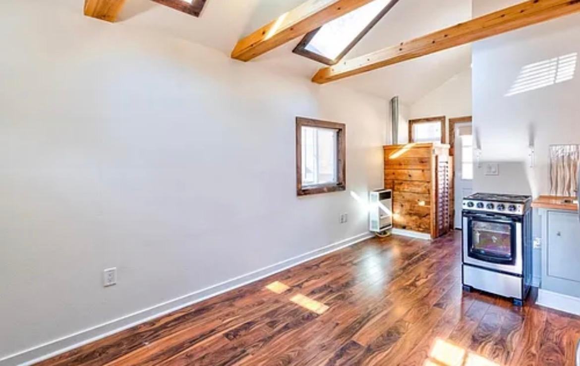 2 Stratton Ave #B - Photo 2 of 8