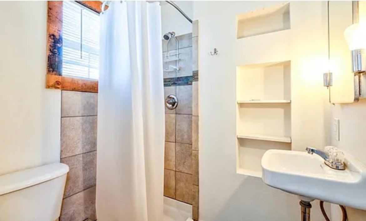 2 Stratton Ave #B - Photo 6 of 8