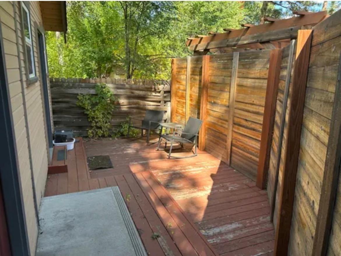 2 Stratton Ave #B - Photo 7 of 8