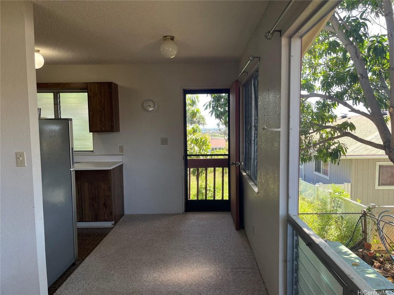 827 20th Ave #A - Photo 2 of 10