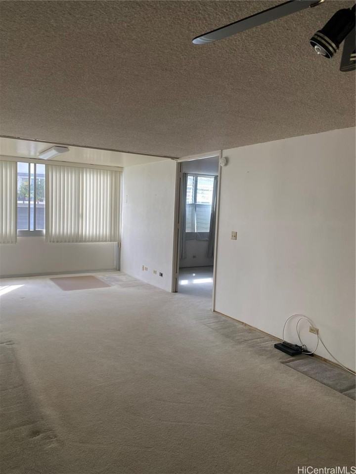 1052 Ala Nanu St #201 - Photo 3 of 19