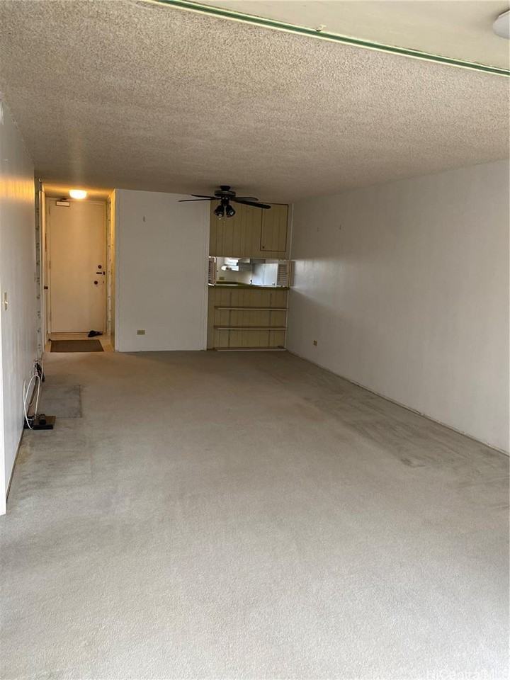 1052 Ala Nanu St #201 - Photo 5 of 19