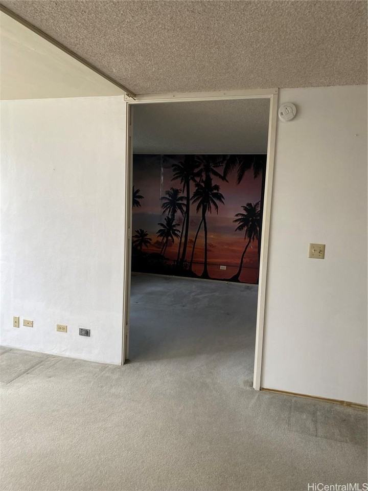 1052 Ala Nanu St #201 - Photo 7 of 19