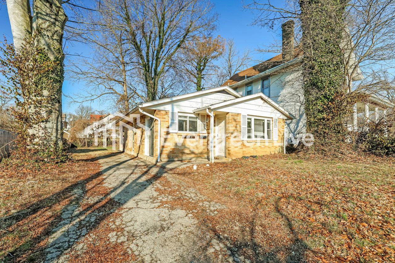 4723 Winona Ter - Photo 2 of 15