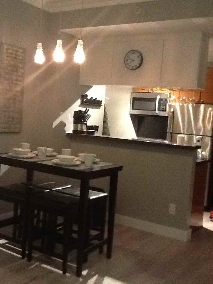 928 Richards St - Photo 2 of 6