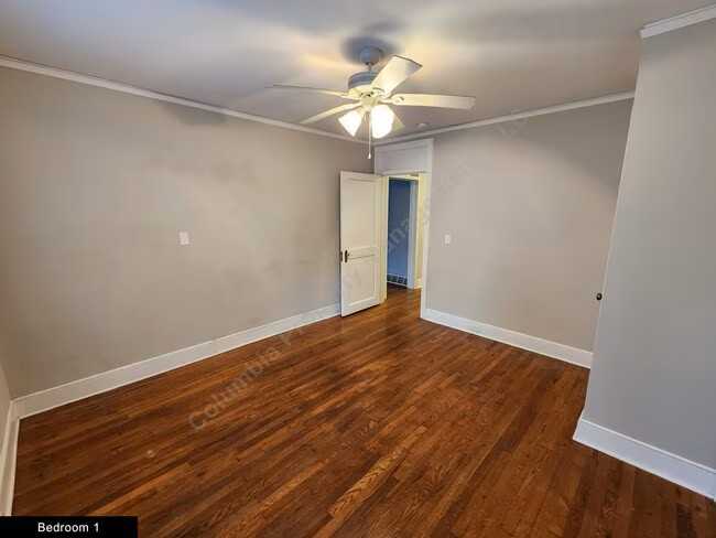 314 South Woodrow Street #312 - Photo 5 of 22