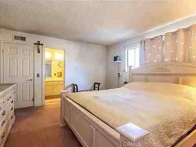 43621 Stanridge Ave - Photo 2 of 3