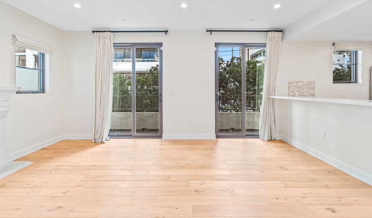 10674 Ashton Ave ##203 - Photo 5 of 28