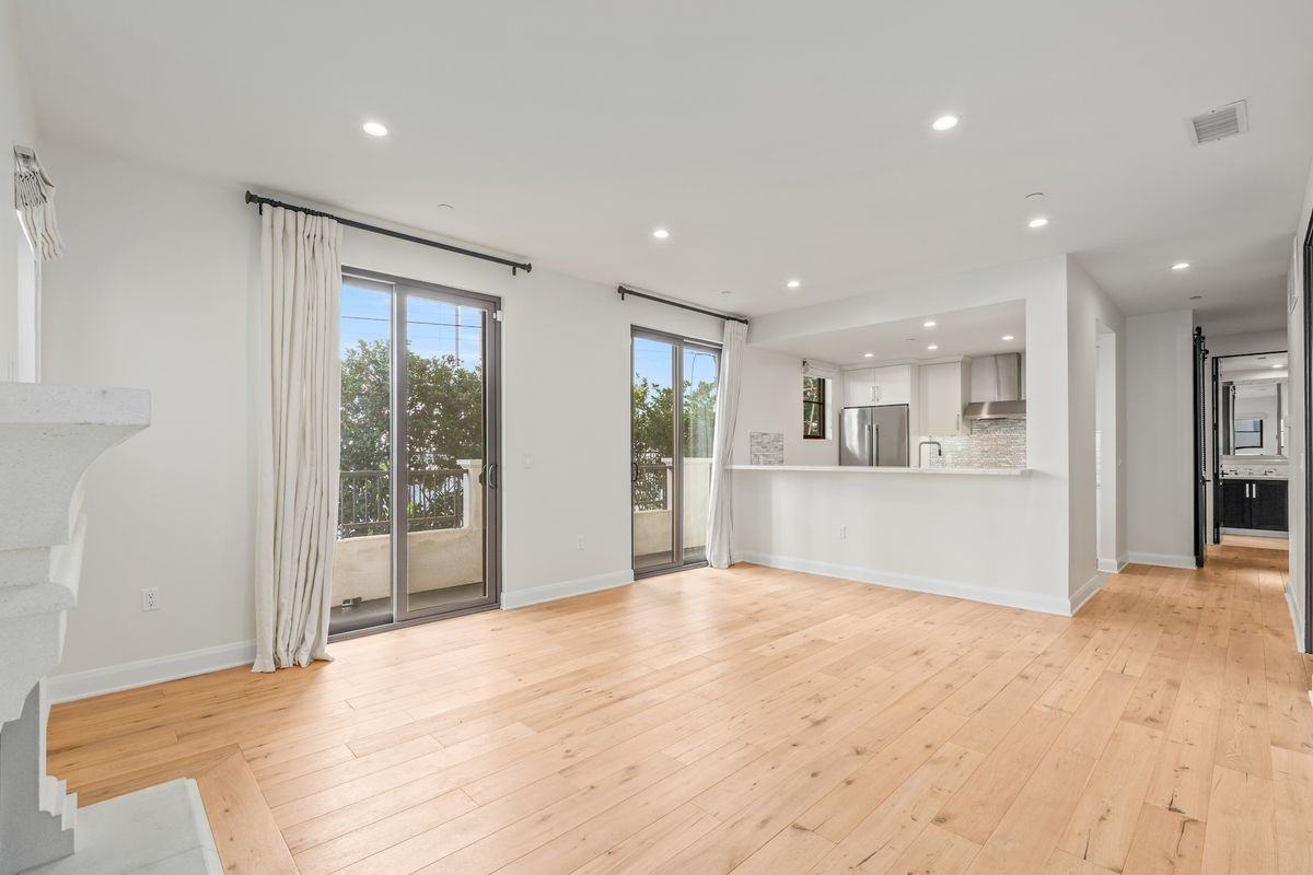 10674 Ashton Ave ##203 - Photo 7 of 28