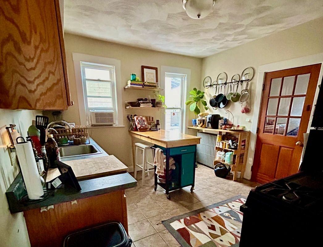 11 Heath St - Photo 5 of 16