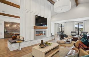 featured image of 4610 West Spring Creek Parkway