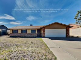 featured image of 8943 W Cinnabar Ave