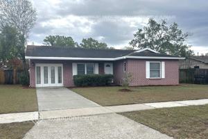 featured image of 104 Circle Hill Dr