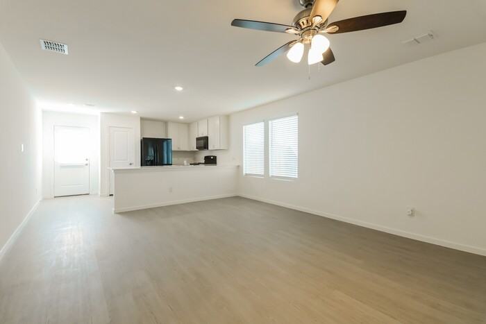 241 Bable Run Dr - Photo 6 of 26