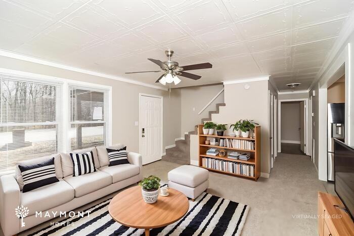 2044 Dinsmore Rd - Photo 7 of 16