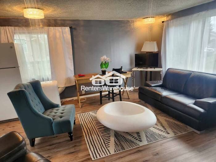 4410 S 173rd St - Photo 2 of 9