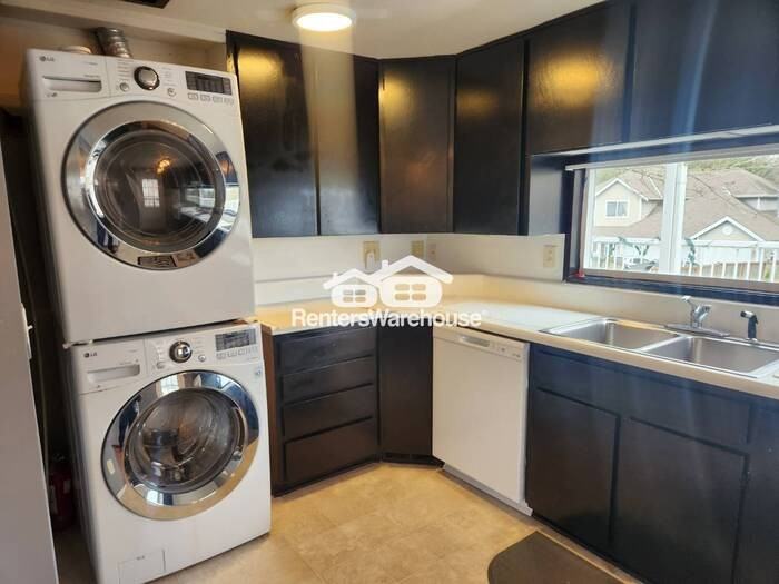 4410 S 173rd St - Photo 4 of 9