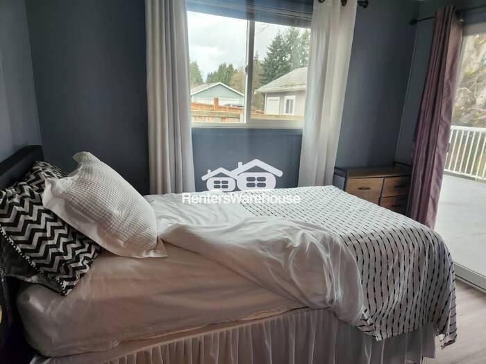 4410 S 173rd St - Photo 6 of 9