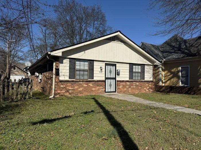 1809 Lillian St #A - Photo 4 of 20