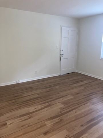 310 W Lexington Ave #B - Photo 2 of 10