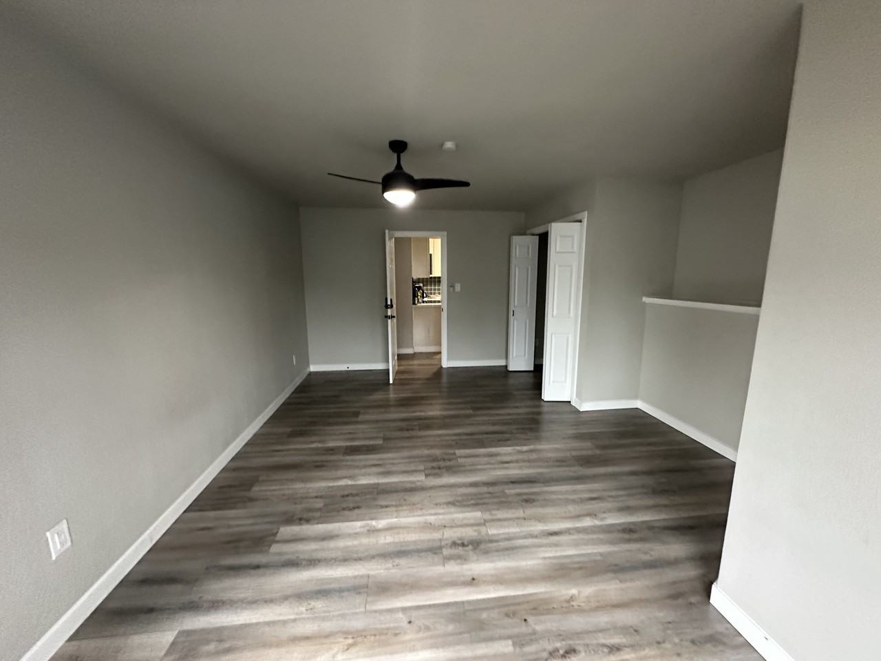 1105 Lafayette St S #4 - Photo 4 of 7