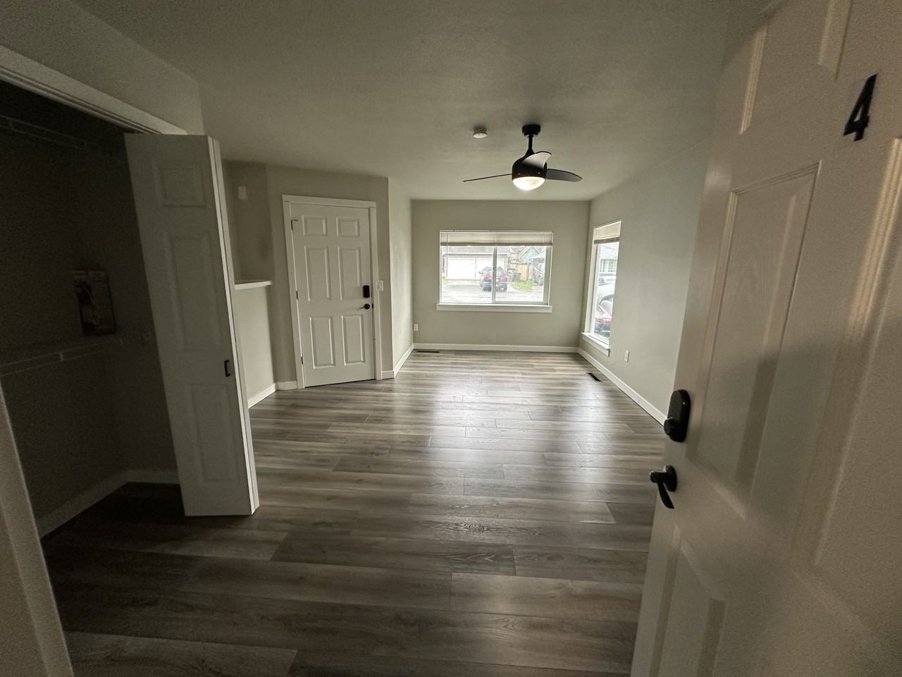 1105 Lafayette St S #4 - Photo 7 of 7