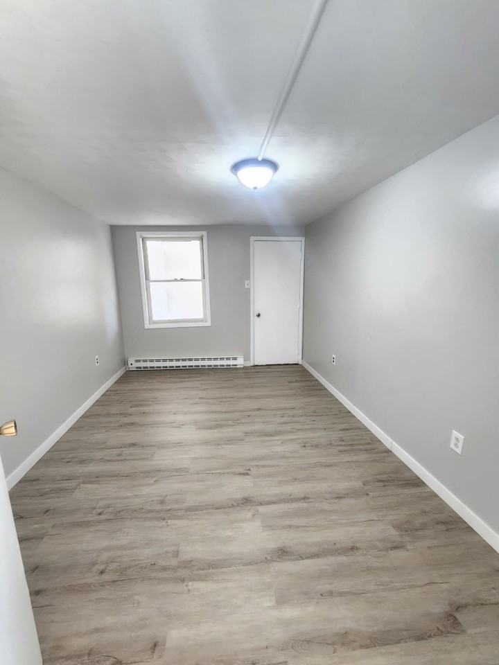 388 Main St #2 - Photo 2 of 7