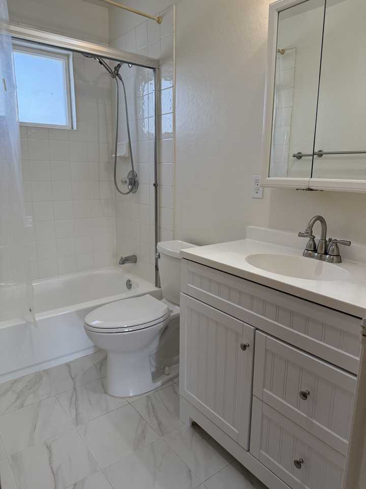 213 Superior Dr #D - Photo 2 of 12