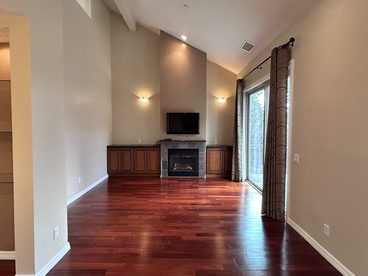 27111 Sugar Pine Dr #111 - Photo 2 of 17