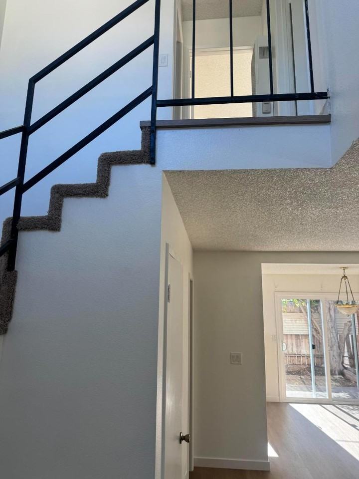 2477 Elden Ave - Photo 4 of 10