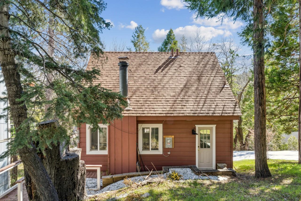 28880 Cedar Dr #NA - Photo 2 of 22