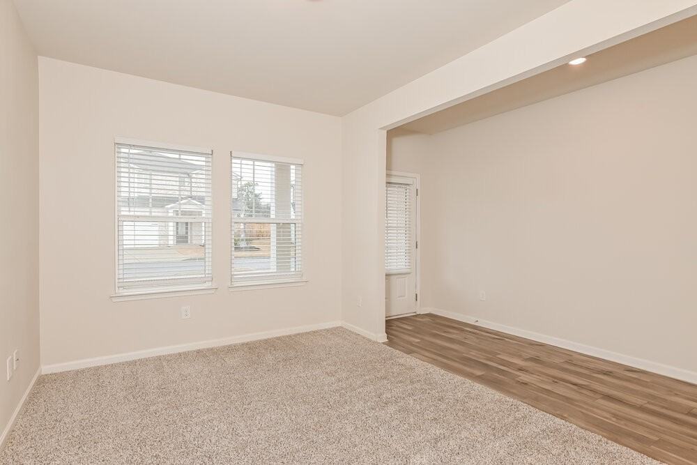 5922 Green Ash Ct - Photo 4 of 17