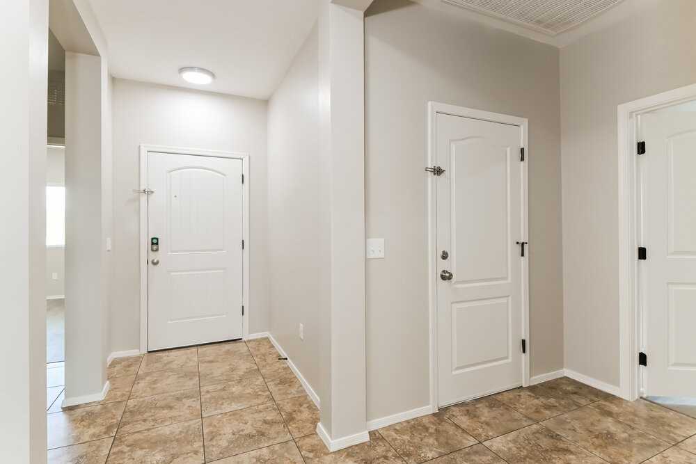 4786 E Desert Thorn Dr - Photo 3 of 15