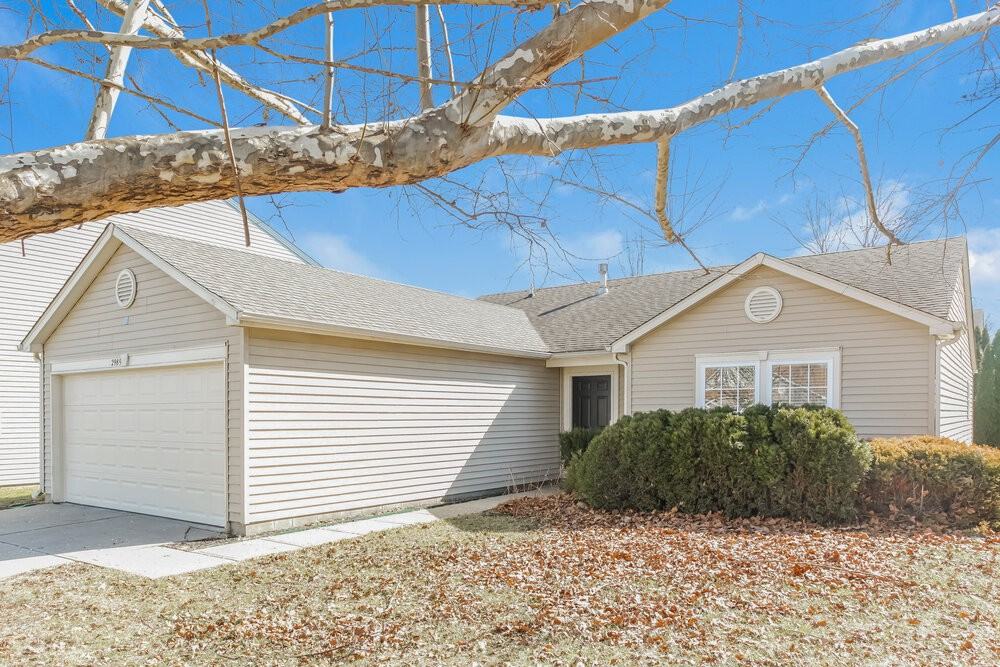 2989 Hearthside Dr - Photo 3 of 16