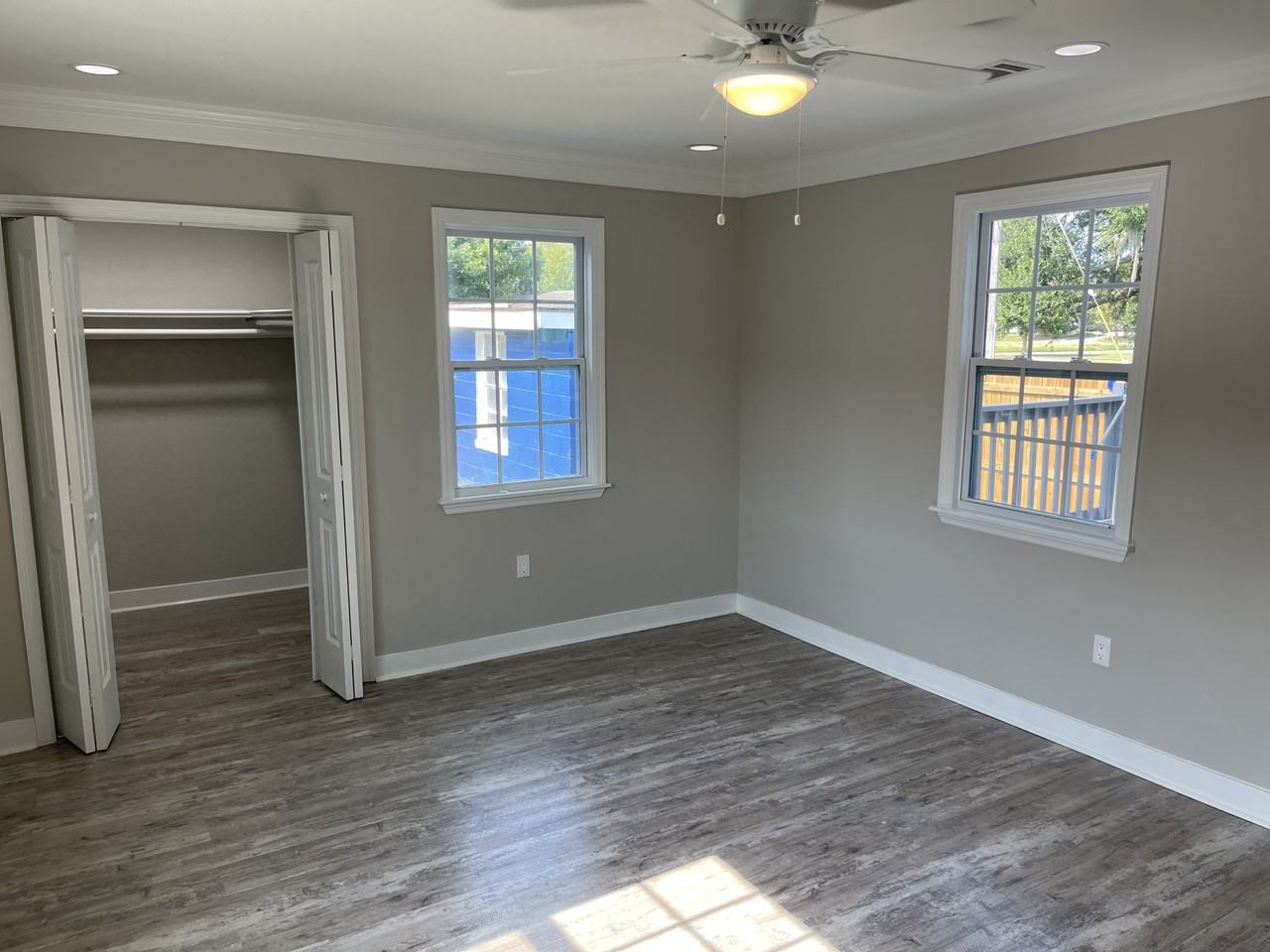 801 Rockefeller St #NA - Photo 6 of 21