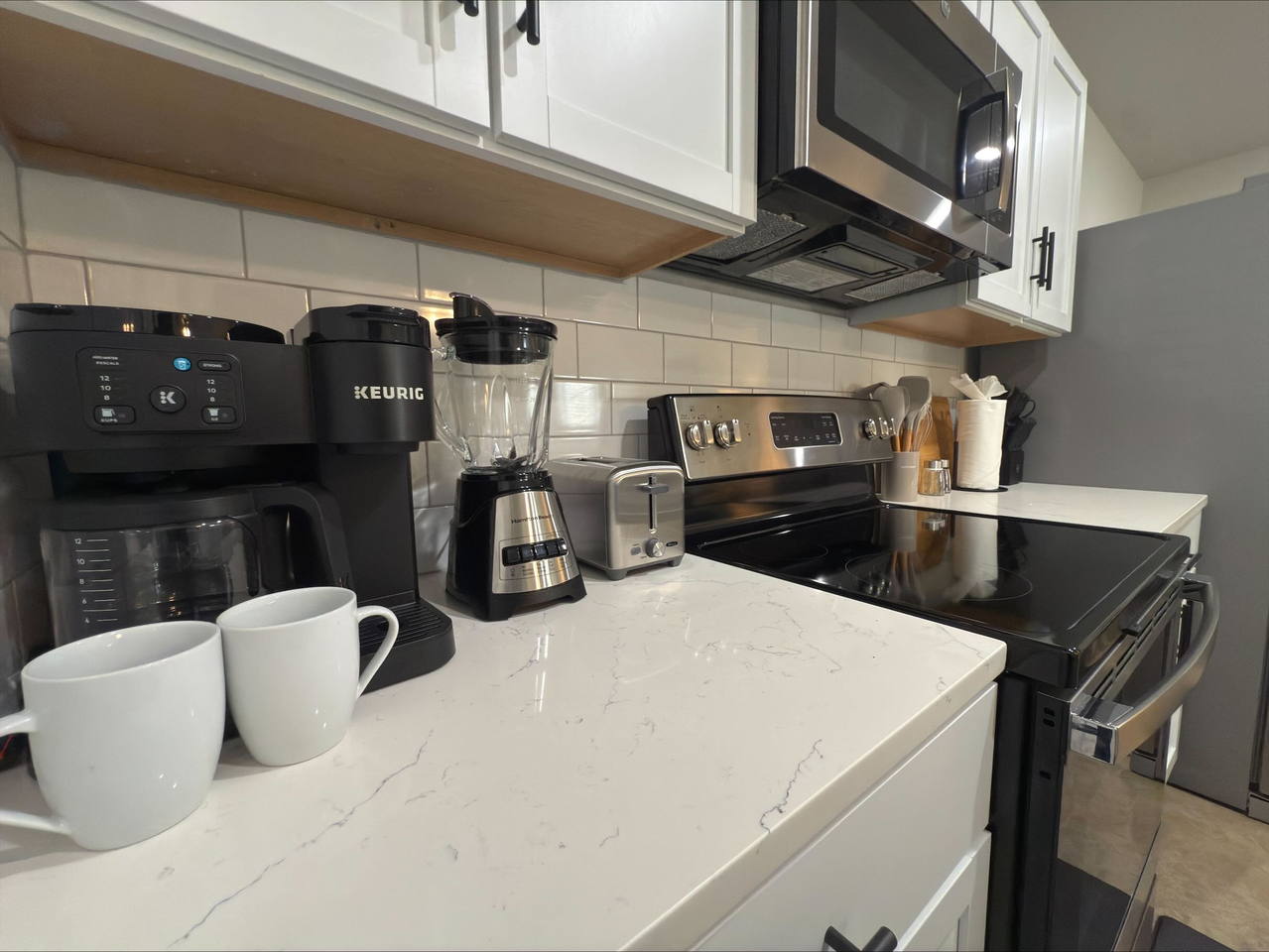 1204 N 8th St #B - Photo 2 of 15