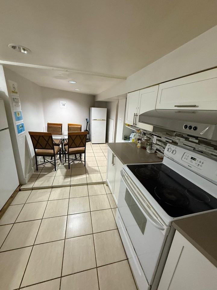 3635 Franklin Street #3635 - Photo 2 of 7