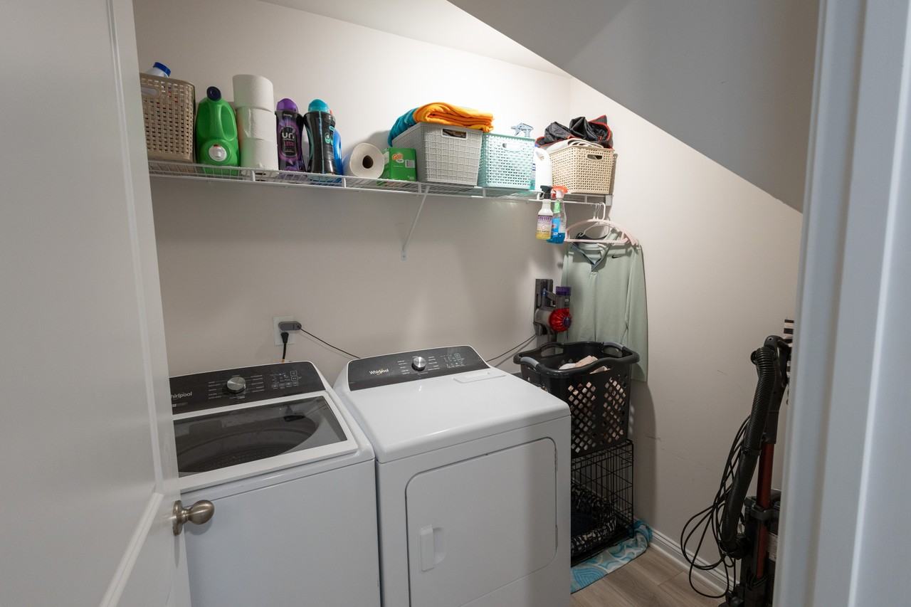 3174 White Ash St #1 - Photo 4 of 18