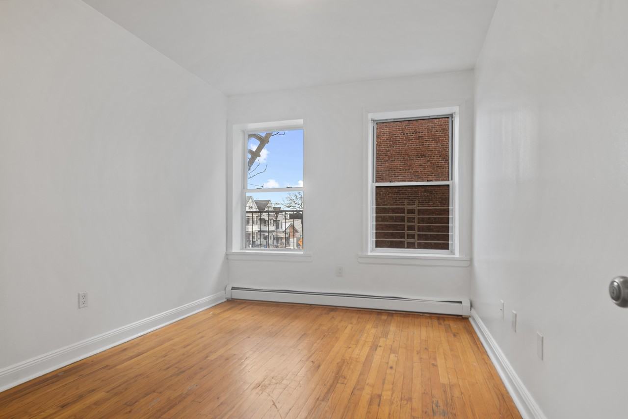 149 Grant Avenue #2c - Photo 5 of 13