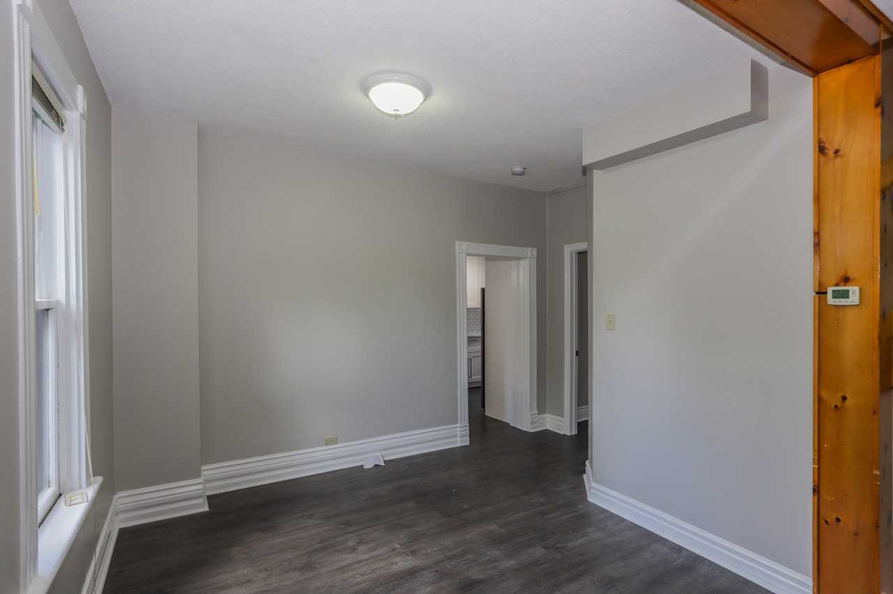 242 Bernard Avenue - Photo 4 of 9
