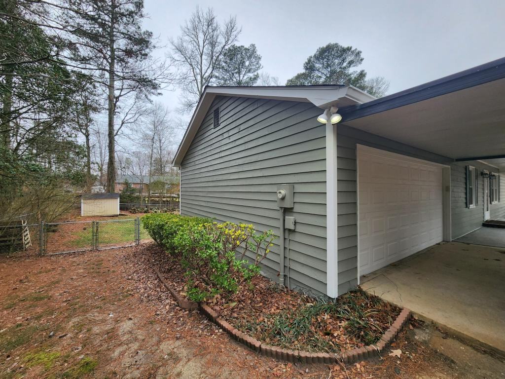 1756 Strawvalley Rd - Photo 3 of 39