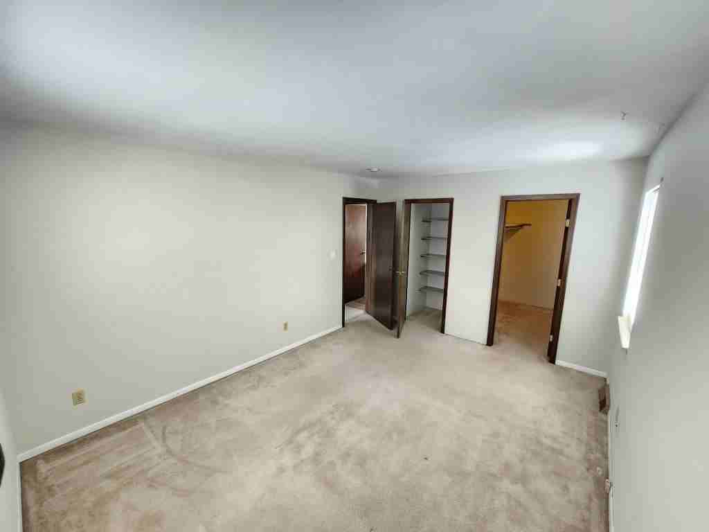 610 S 7th Ave - Photo 5 of 15