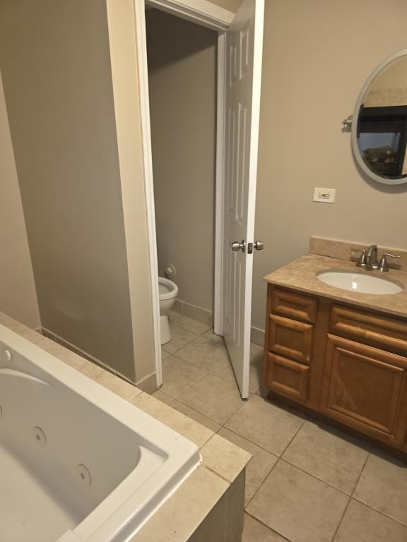 6832 S Clyde Ave - Photo 4 of 18